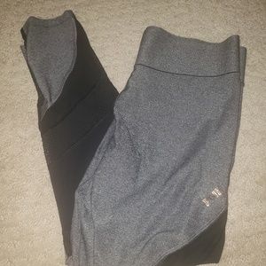 PINK knockout capris